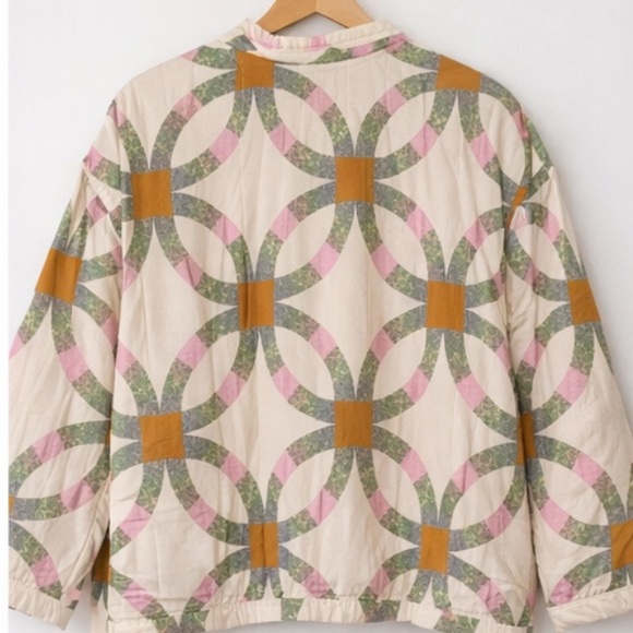 Unique Universal Thread Quilted Jacket in Cream with Pink, Green & Gold Accents - Picture 2 of 4